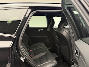 Vehicle image VOLVO XC60 2.0 T6 TE Plus Dark eAWD