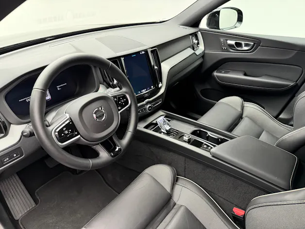 Volvo XC60 2.0 T6 TE Plus Dark eAWD