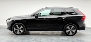 Vehicle image VOLVO XC60 2.0 T6 TE Plus Dark eAWD