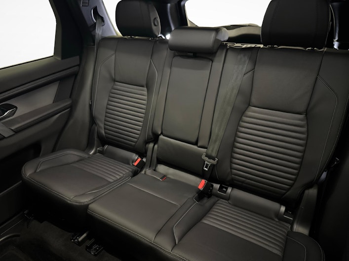 Vehicle image LAND ROVER DISCOVERY SPORT