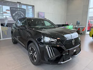 Peugeot 2008 1.2 Hybrid 145 Allure Premium