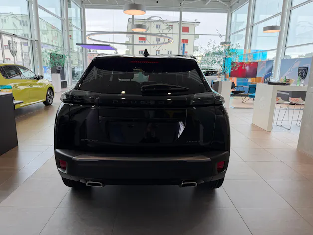 Peugeot 2008 1.2 Hybrid 145 Allure Premium