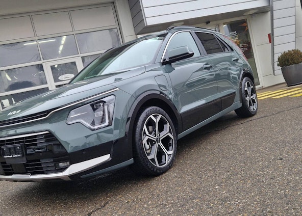 First vehicle image First vehicle image