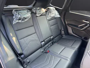 BMW X1 30e xDrive paddles
