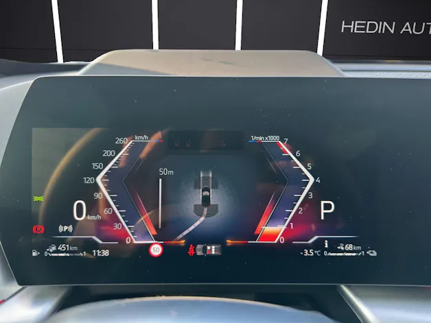 BMW X1 30e xDrive paddles