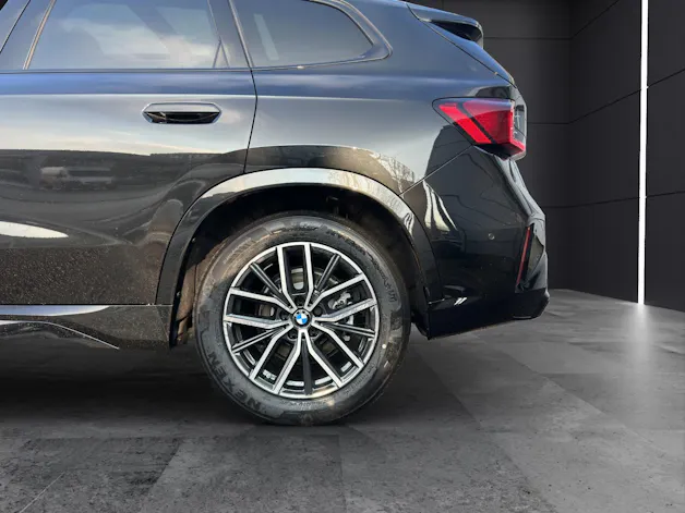 BMW X1 30e xDrive paddles