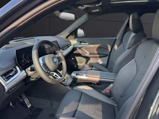 BMW X1 30e xDrive paddles