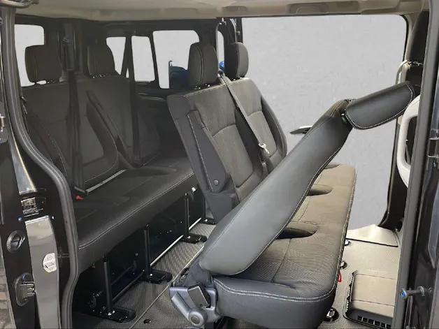 Nissan Primastar Kombi 2.8 t L1 H1 8 Plätzer