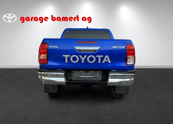 Vehicle image 4 Vehicle image 4