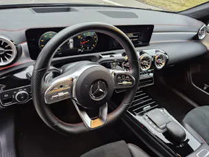 Mercedes-Benz CLA 250 AMG Line 4matic Shooting Brake
