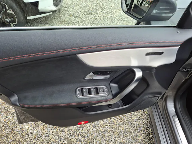 Mercedes-Benz CLA 250 AMG Line 4matic Shooting Brake
