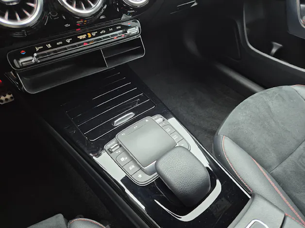 Mercedes-Benz CLA 250 AMG Line 4matic Shooting Brake
