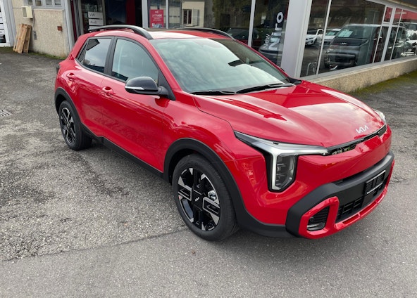 First vehicle image First vehicle image