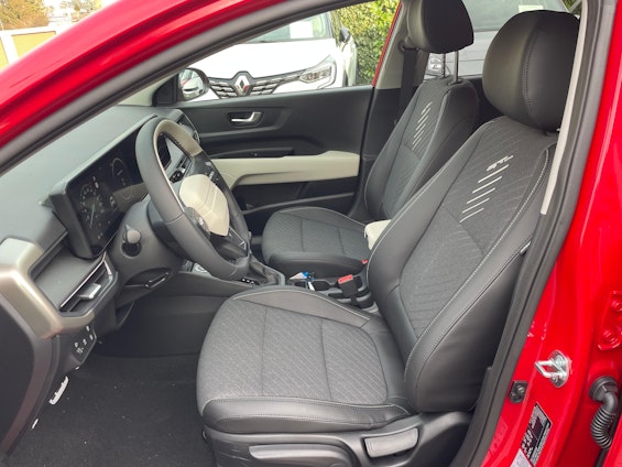 Vehicle image 10 Vehicle image 10