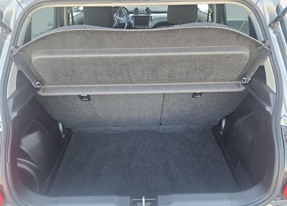 Vehicle image 13 Vehicle image 13