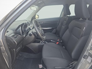 Vehicle image SUZUKI Swift 1.2 Compact Top Hybrid