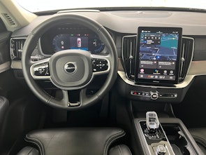 Vehicle image VOLVO XC90 2.0 T8 TE Plus Dark eAWD