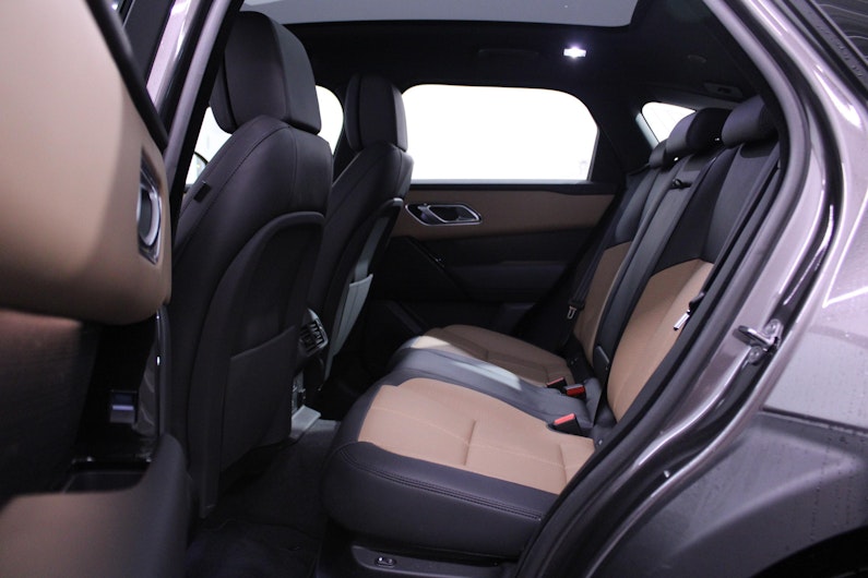 Vehicle image LAND ROVER RANGE ROVER VELAR