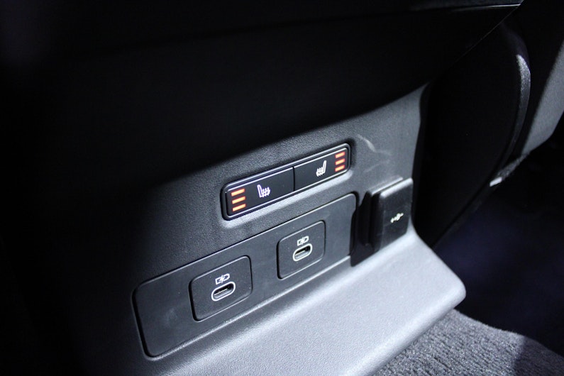 Vehicle image LAND ROVER RANGE ROVER VELAR