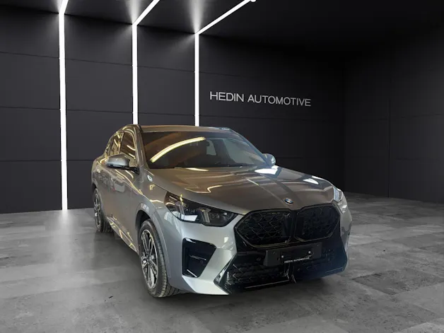 BMW X2 20d xDrive paddles
