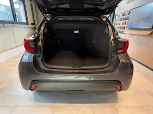 Toyota Yaris 1.5 VVT-i HSD Trend