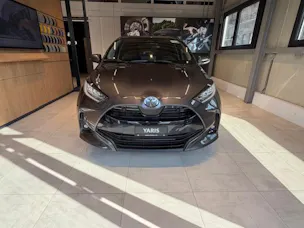 Toyota Yaris 1.5 VVT-i HSD Trend