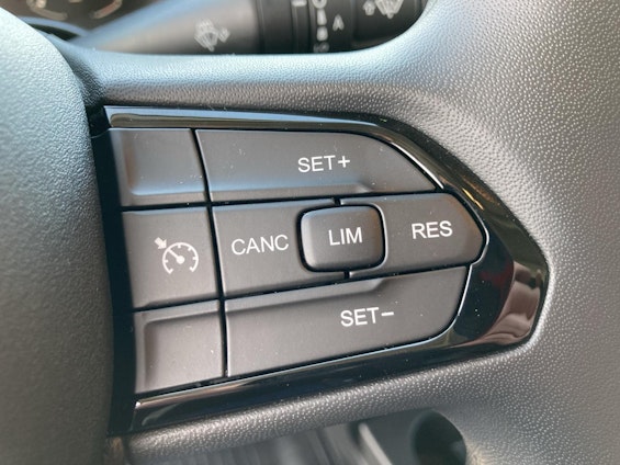 Vehicle image 15 Vehicle image 15