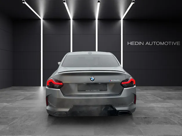 BMW M240i xDrive Coupé