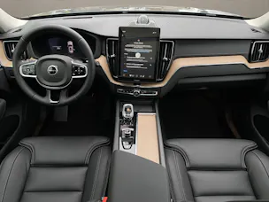 Volvo XC60 2.0 B5 MH Ultra Dark AWD