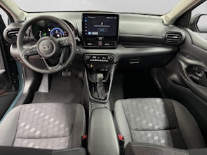 Vehicle image TOYOTA Yaris 1.5 VVT-i HSD Trend