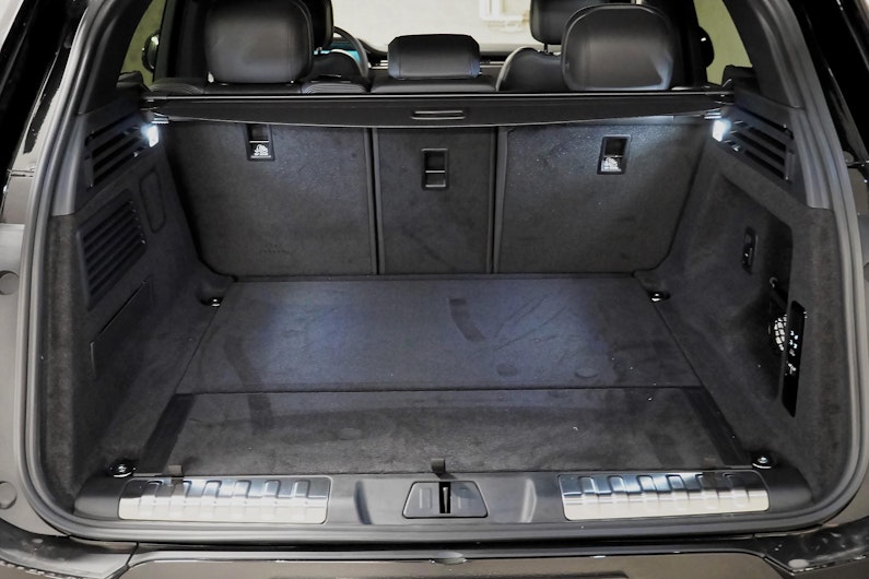 Vehicle image LAND ROVER RANGE ROVER SPORT