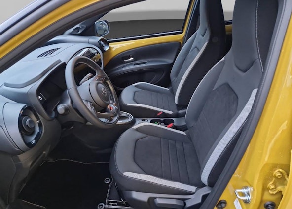 Vehicle image 6 Vehicle image 6