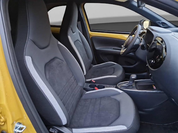 Vehicle image 7 Vehicle image 7