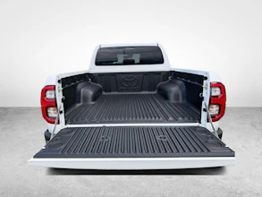 https://vehicle.imgix.net/4132999/40c03d17-b51e-4065-bf40-92892c8bfd81.jpg