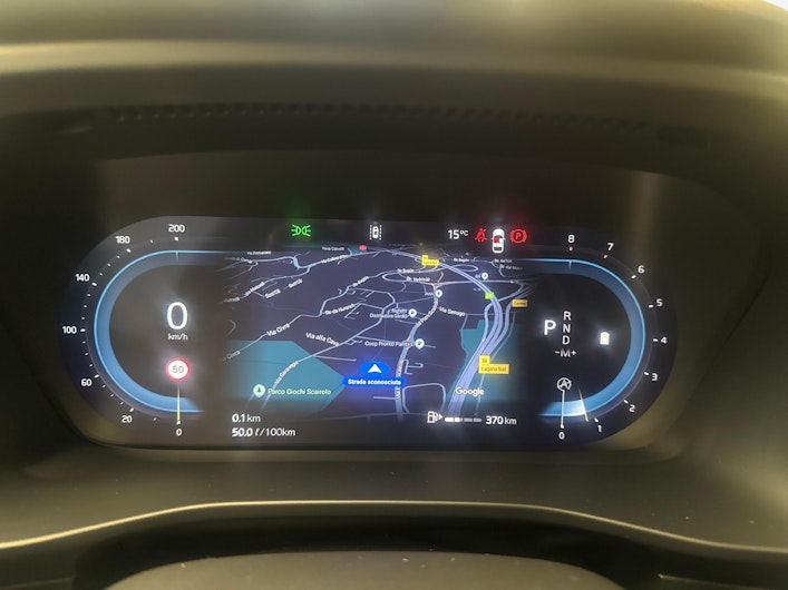 Vehicle image VOLVO XC40