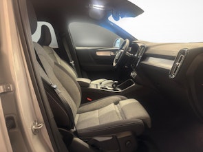 Vehicle image VOLVO XC40 2.0 B3 MH Core