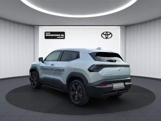 Vehicle image 8 Vehicle image 8