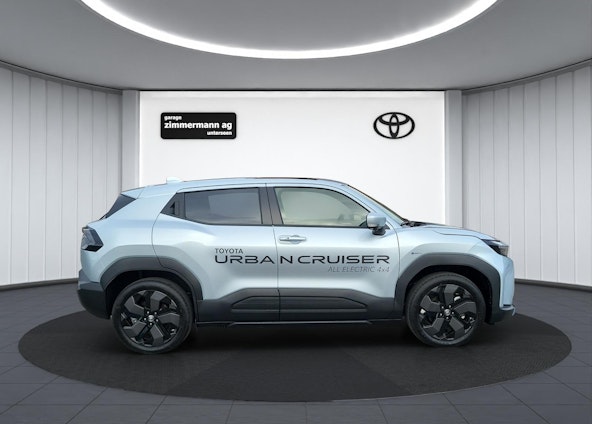 Vehicle image 4 Vehicle image 4