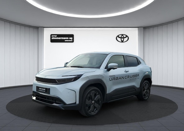 First vehicle image First vehicle image