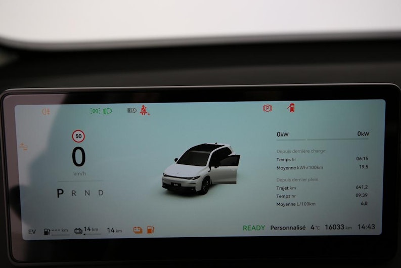 Vehicle image LEAPMOTOR C10