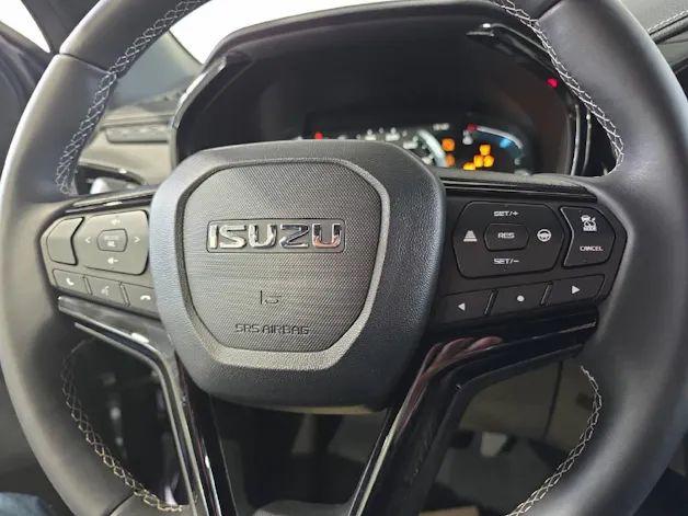 Isuzu D-Max EV Crew Pick-up N60 Nitro Sport 4x4