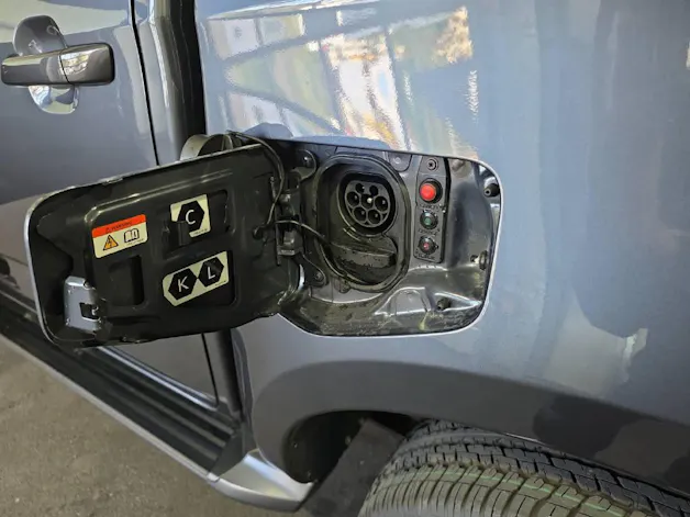Isuzu D-Max EV Crew Pick-up N60 Nitro Sport 4x4