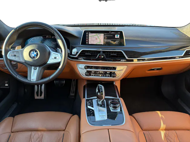 BMW 730d xDrive 48V M Sport Steptronic