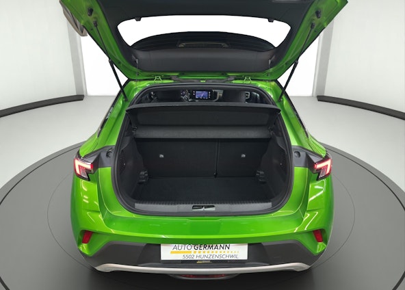 Vehicle image 14 Vehicle image 14