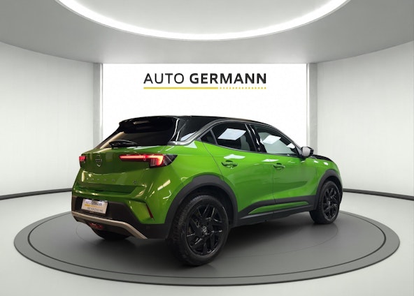 Vehicle image 2 Vehicle image 2