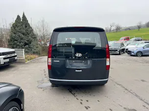 Hyundai Staria Wagon 1.6 T-GDi HEV Amplia A