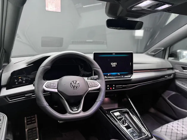 VW Golf 1.5 e TSI R-Line DSG