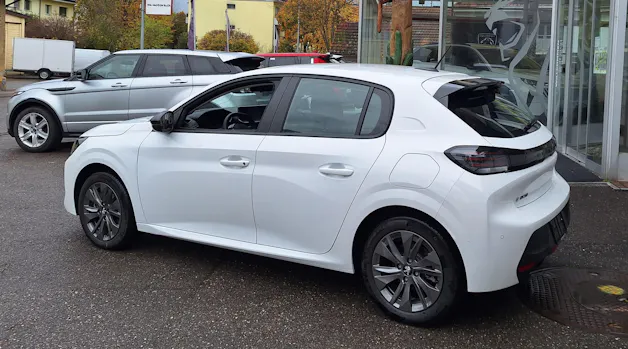 Peugeot e-208 Spirit II Automat