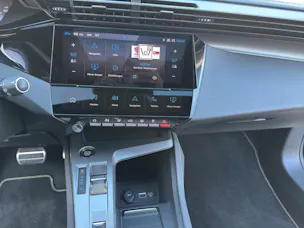 Peugeot 308 SW 1.6 PHEV 180 GT *PANO-DACH*