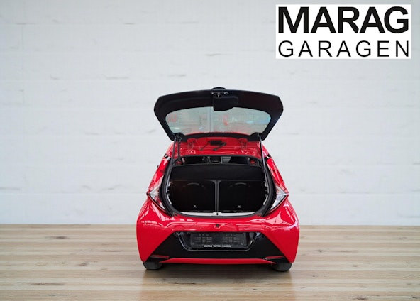 Vehicle image 7 Vehicle image 7